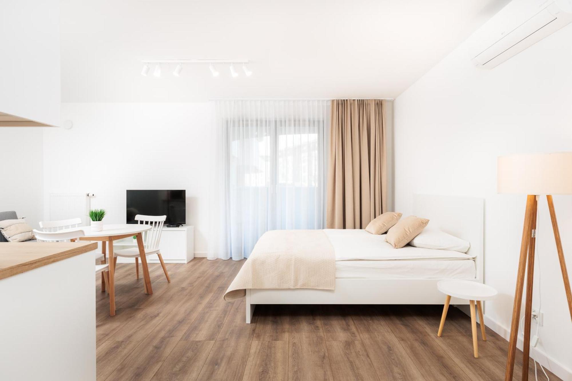 Of The Kings-riverside Wt2 Apartment
